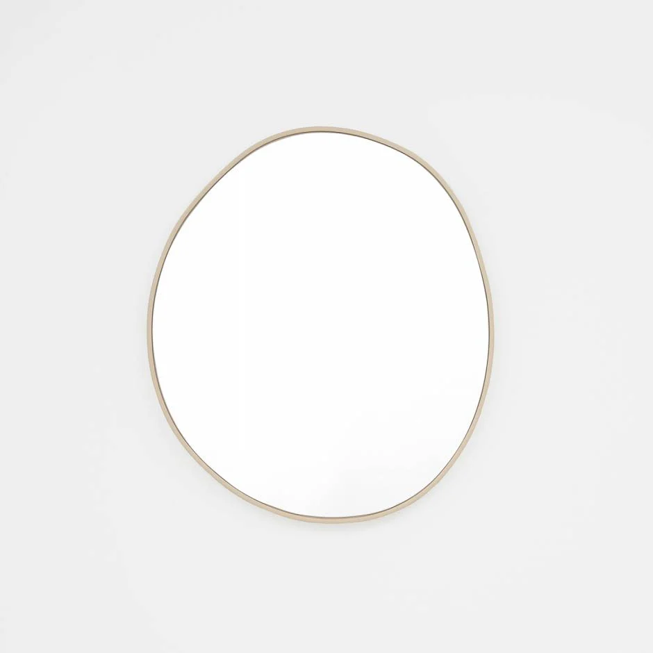 MIDDLE OF NOWHERE Organic Mirror, 70x80cm, Sand - Image 3