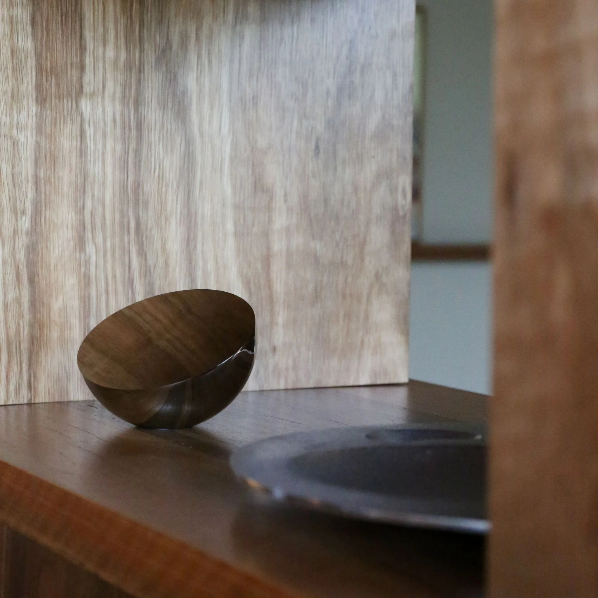 NEW WORKS Aura Table Mirror Sculpture - Image 5