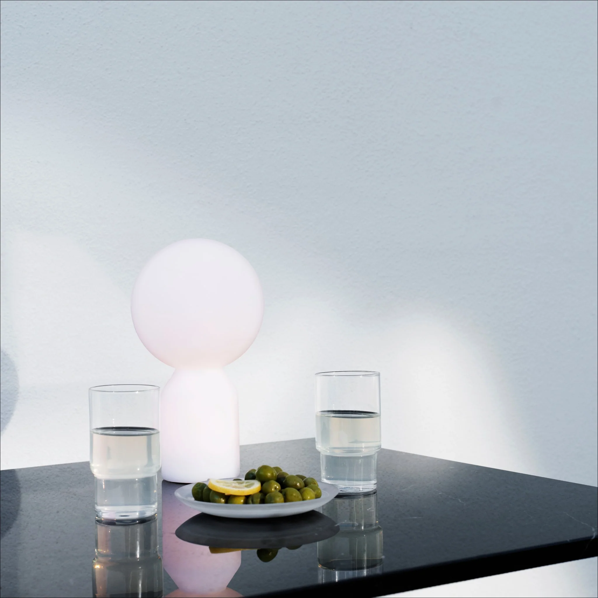 NORMANN COPENHAGEN Yo Portable Lamp Small, H27cm, White - Image 3