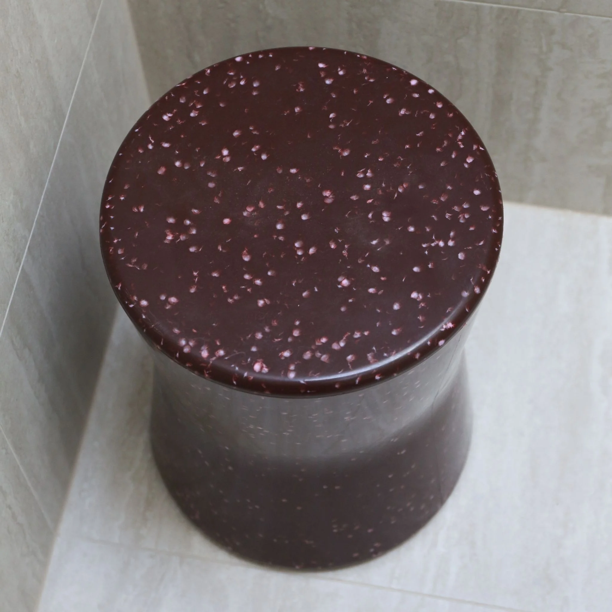 OYOY Recycled Trisse/Stool, Choc - Image 2
