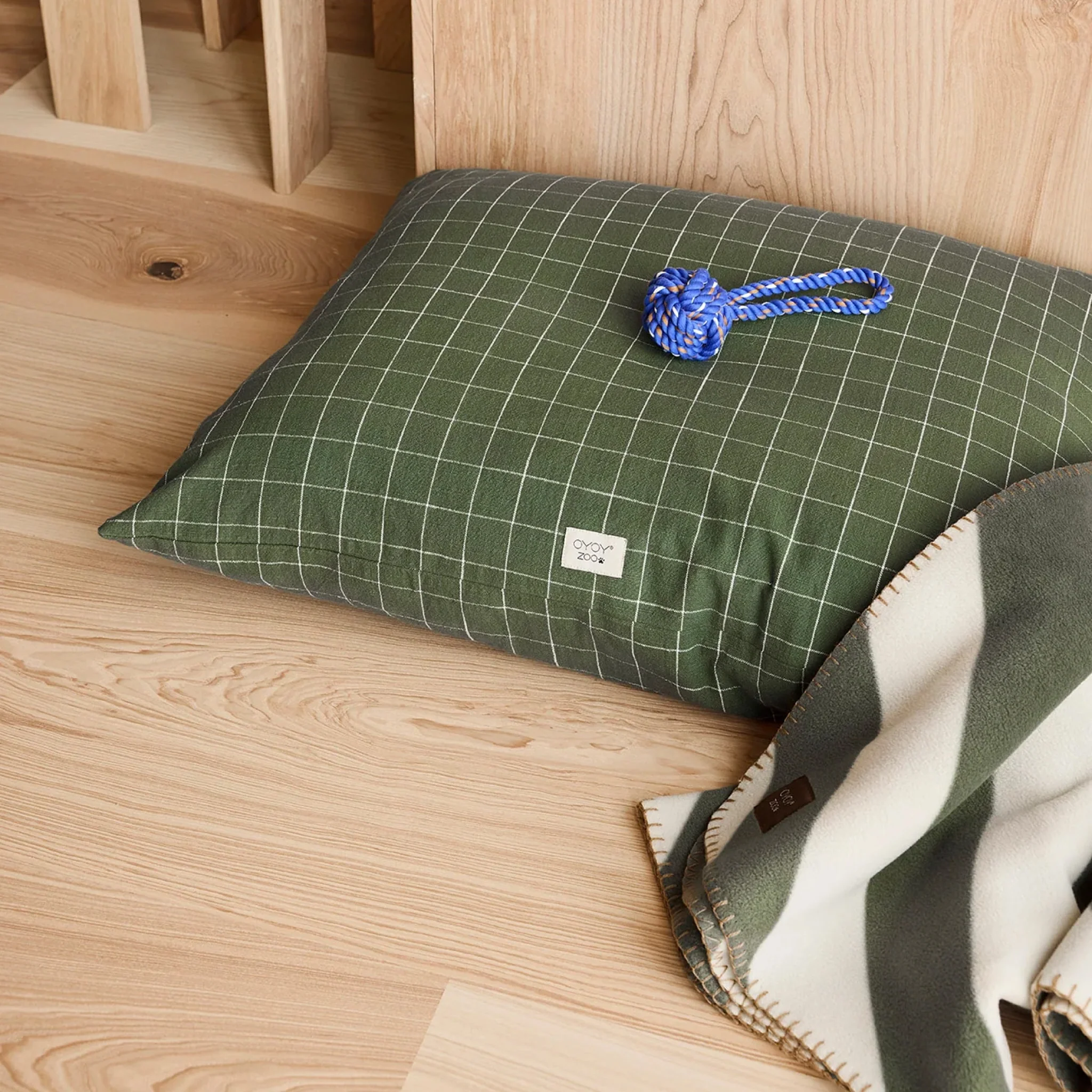 OYOY ZOO Kaya Dog Blanket, Off-White/Olive - 2 Sizes - Image 3