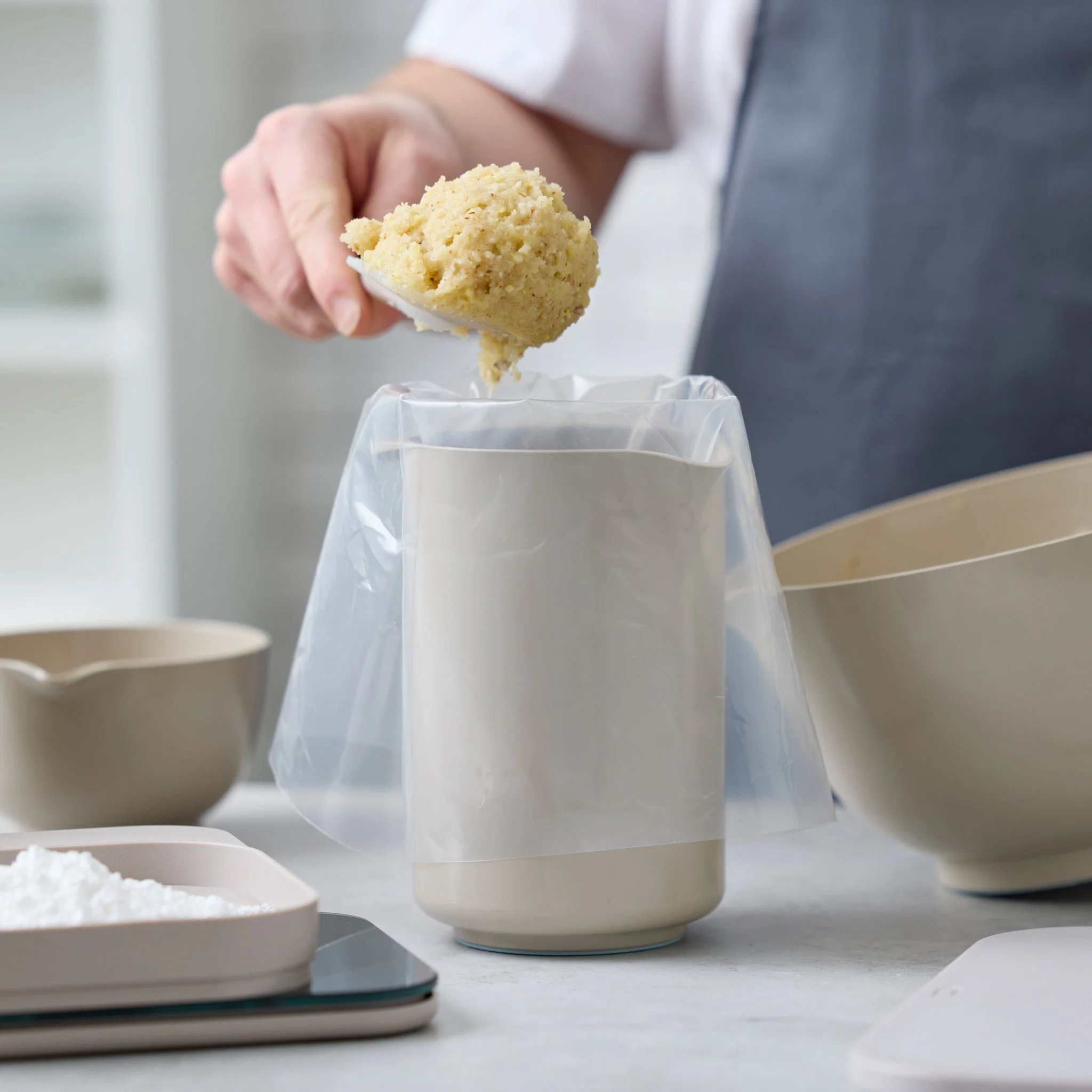 ROSTI Classic Mixing Jug 1.25 L, Humus - Image 6