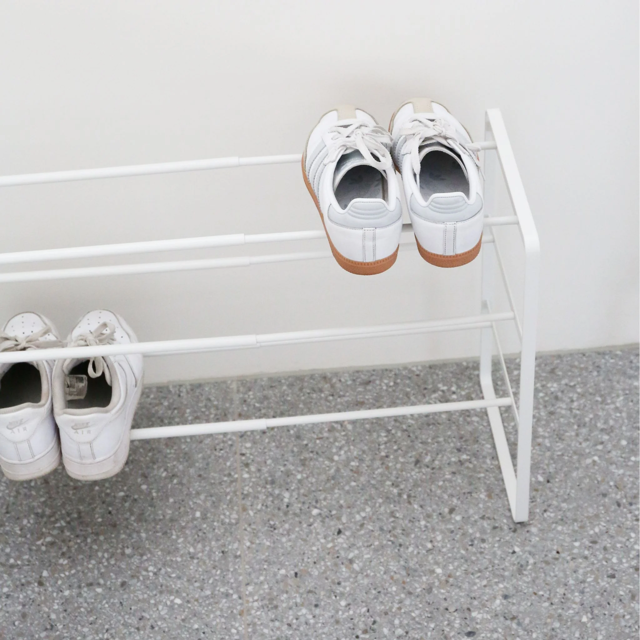 YAMAZAKI Frame Extendable Shoe Rack, 3 Tier, White - Image 6