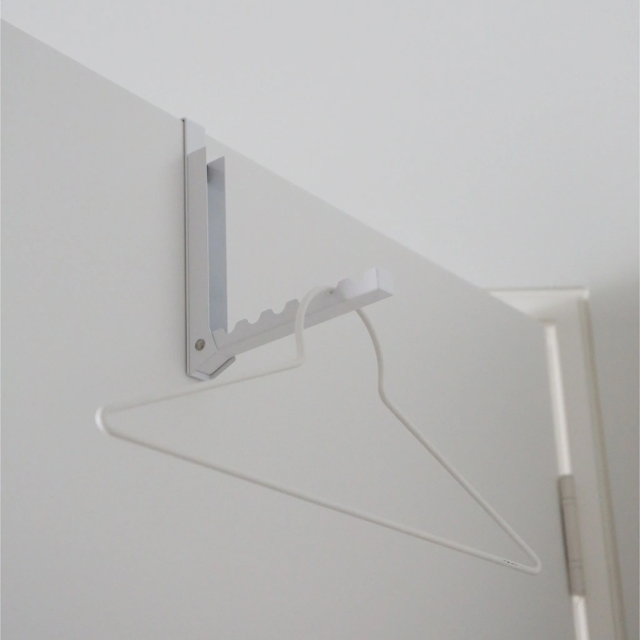 YAMAZAKI Smart Storage Over the Door Hanger Rack, White - Image 7