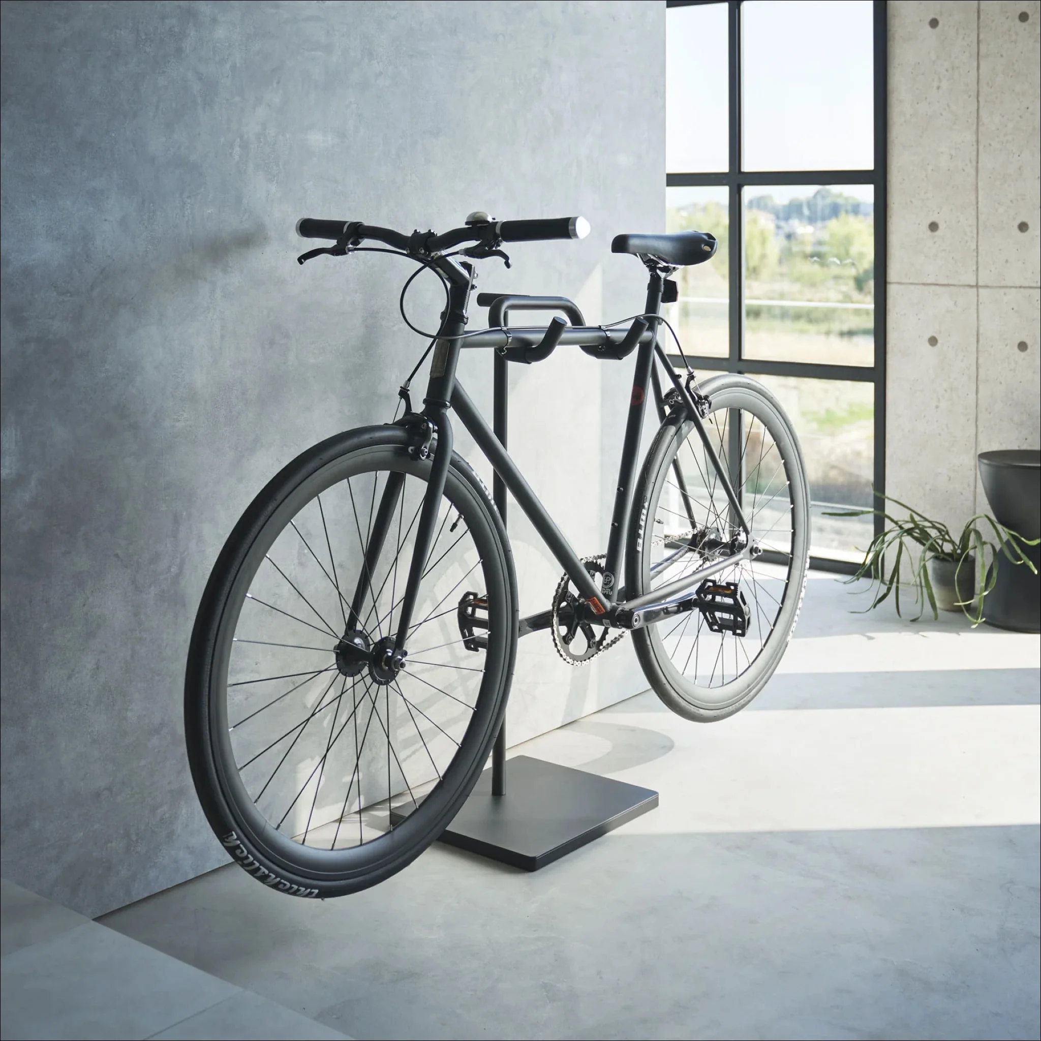 YAMAZAKI Tower Indoor Bicycle Stand, Black - Image 2