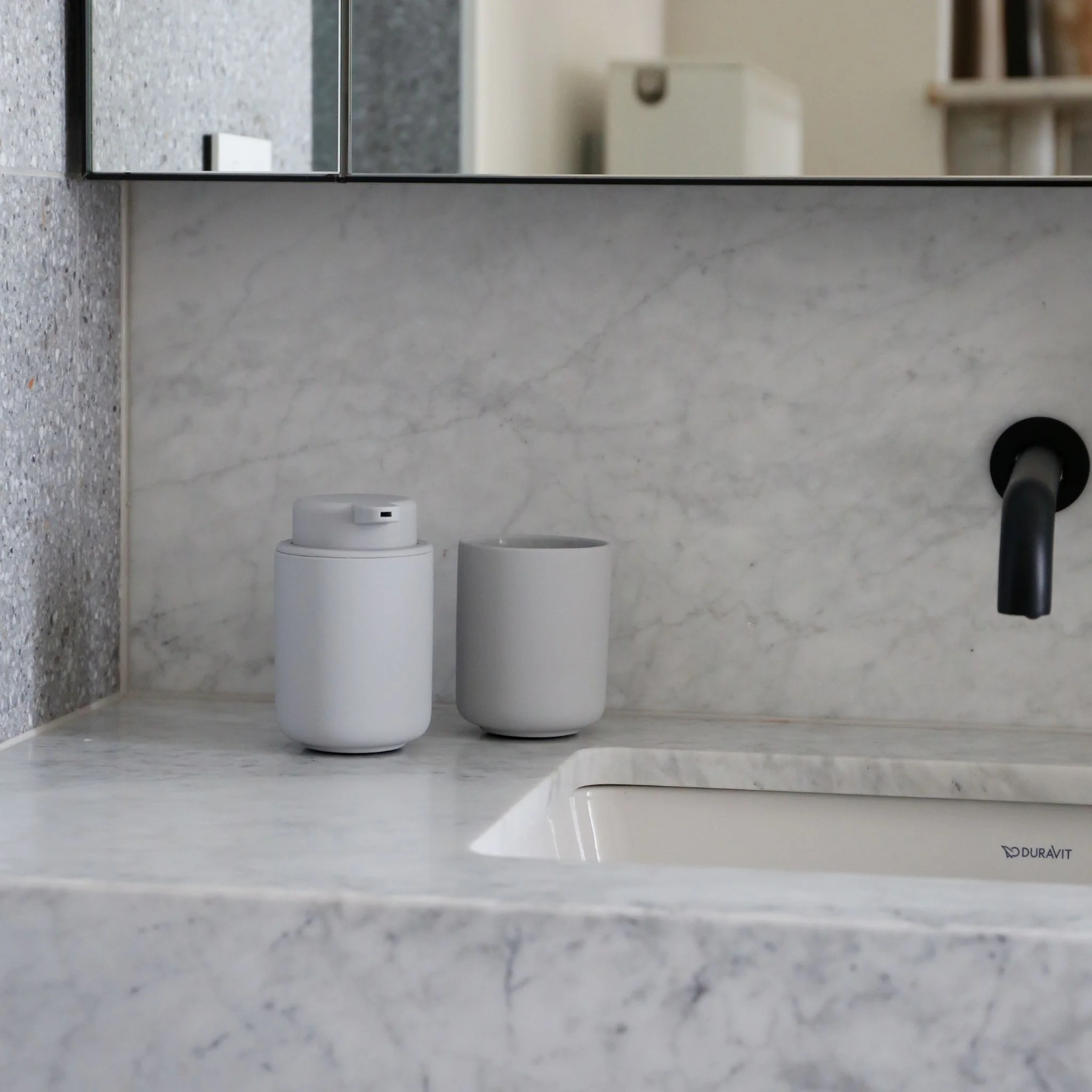 ZONE DENMARK Ume Tumbler/Toothbrush Holder, Soft Grey - Image 6