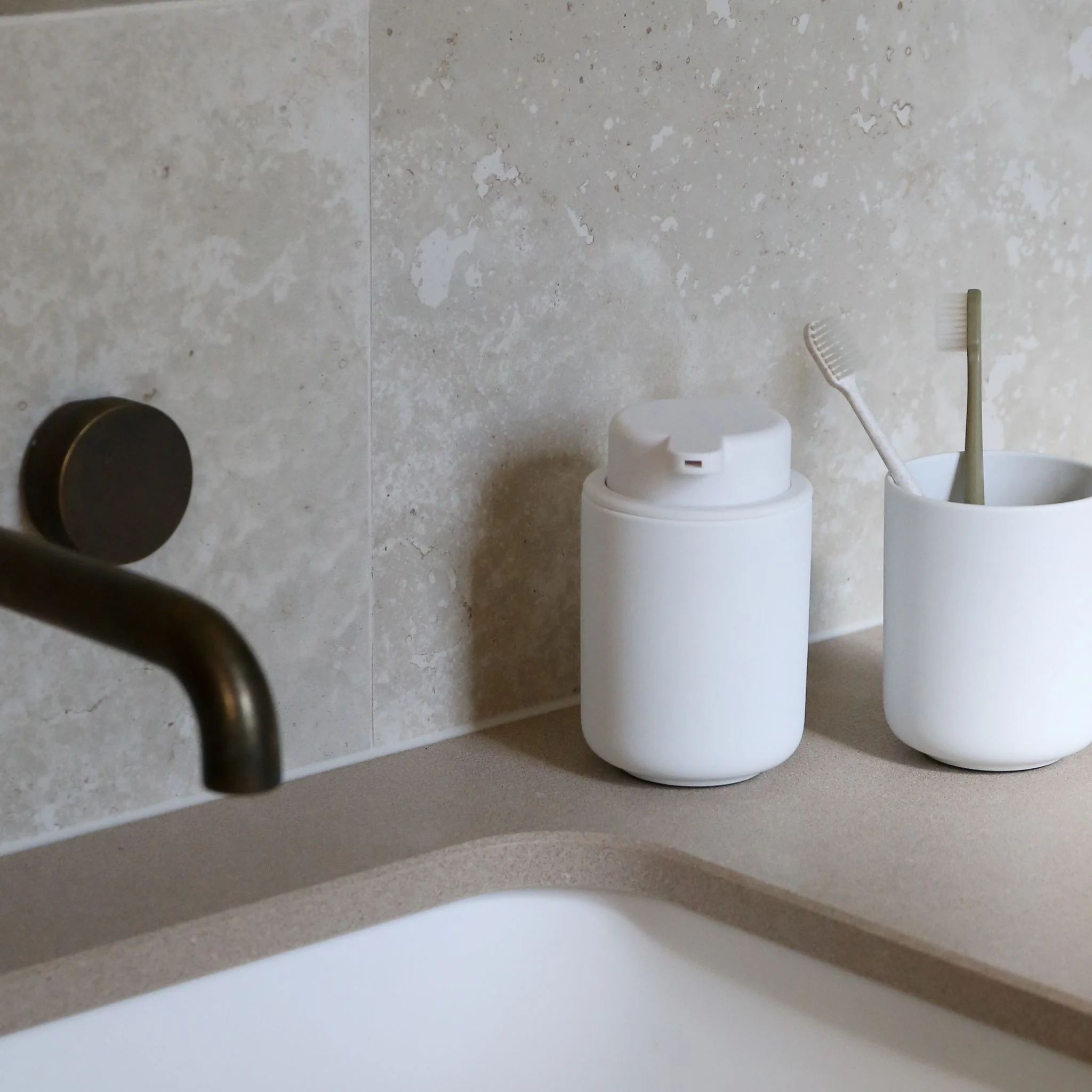 ZONE DENMARK Ume Soap Dispenser 250ml, H12.8cm, White - Image 3