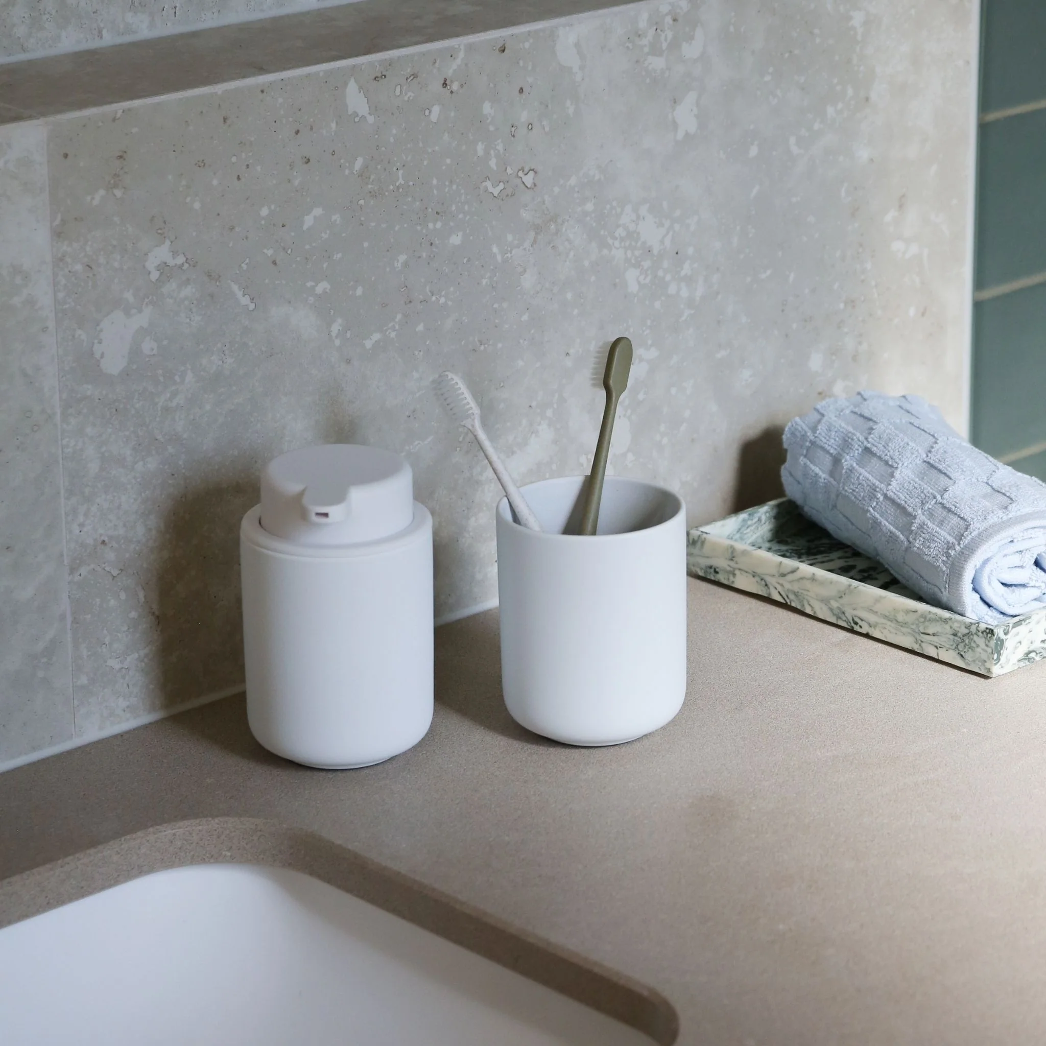 ZONE DENMARK Ume Soap Dispenser 250ml, H12.8cm, White - Image 4
