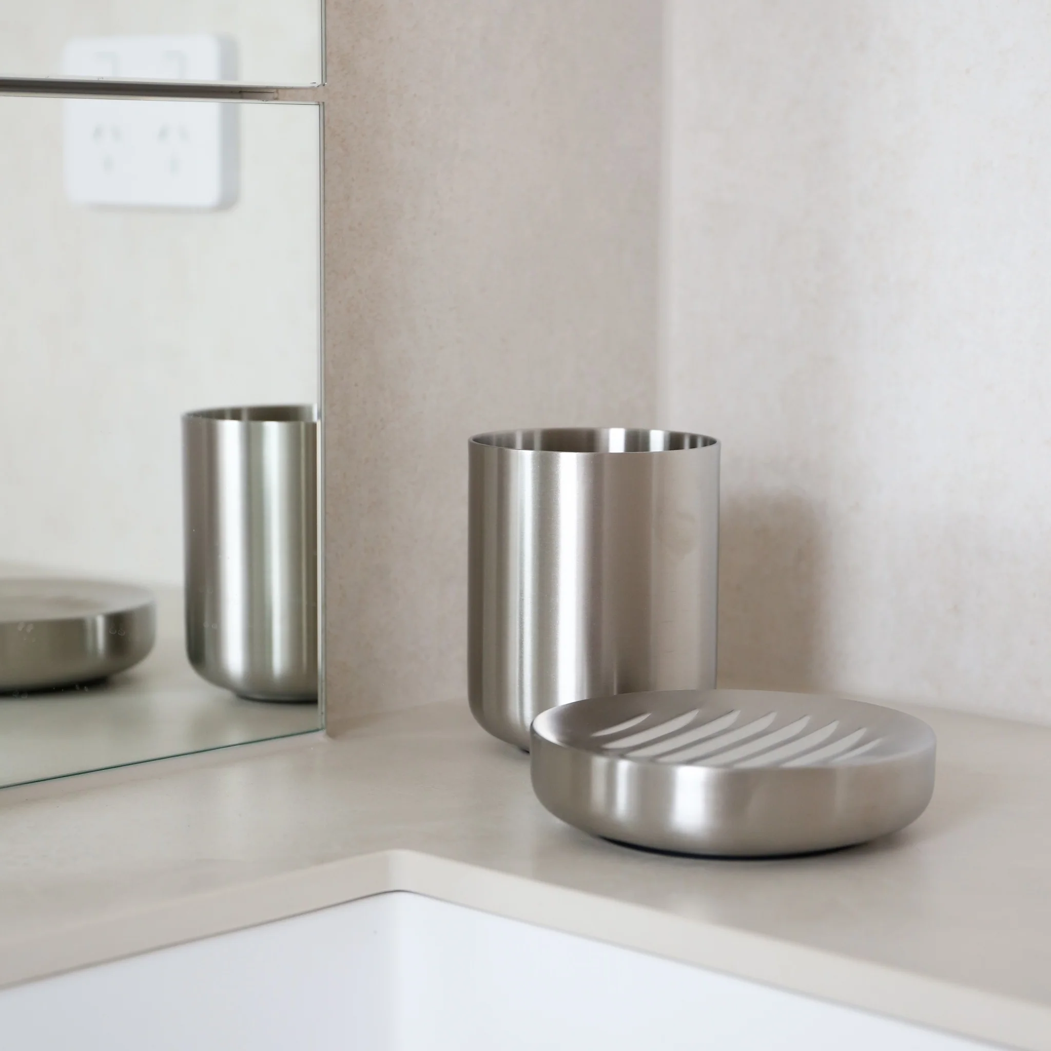 ZONE DENMARK Ume Tumbler/Toothbrush Mug, Steel - Image 6